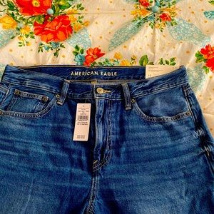 New with the tags American Eagle Low Rise Baggy Flare size 10